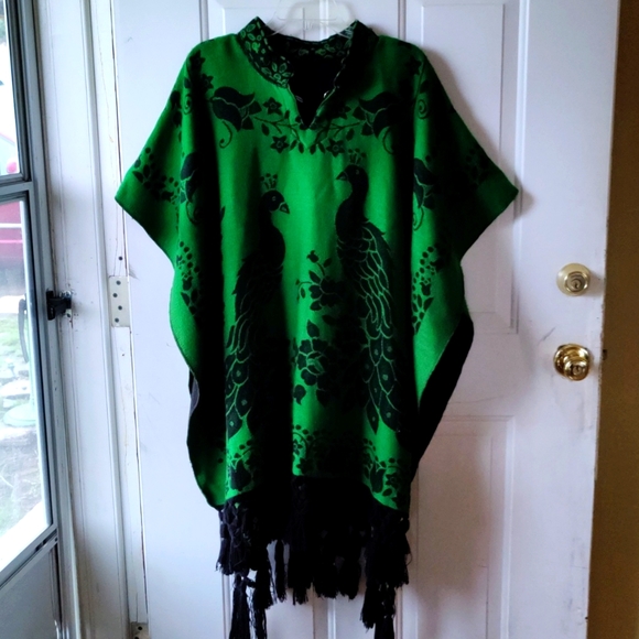 Jackets & Blazers - SZ 2X Cape/Poncho